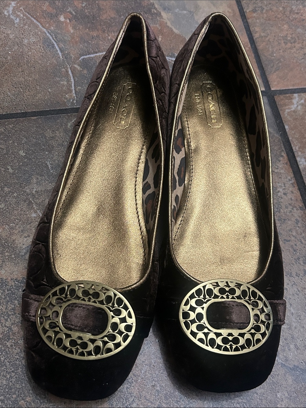 COACH FLATS SHOES BUCKLE ACCENT SIZE 9.5 Velvet Signature